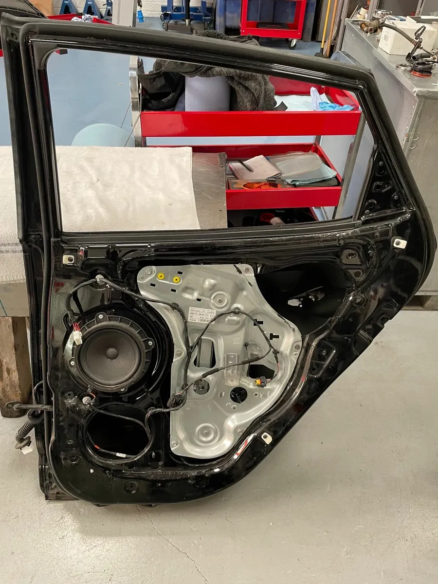Hyundai ix35 Rear Right Passenger Door - Image 2