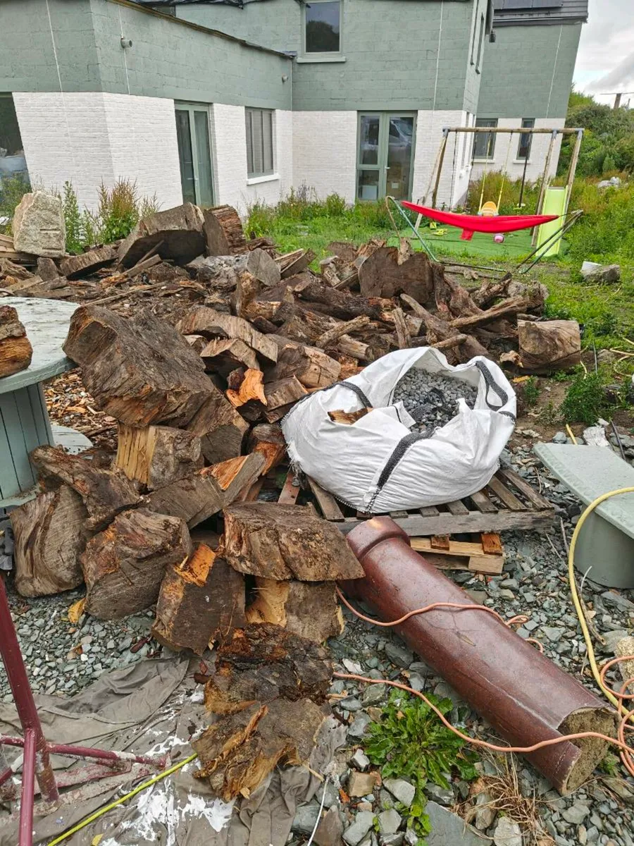 Logs firewood free to take away - Image 3