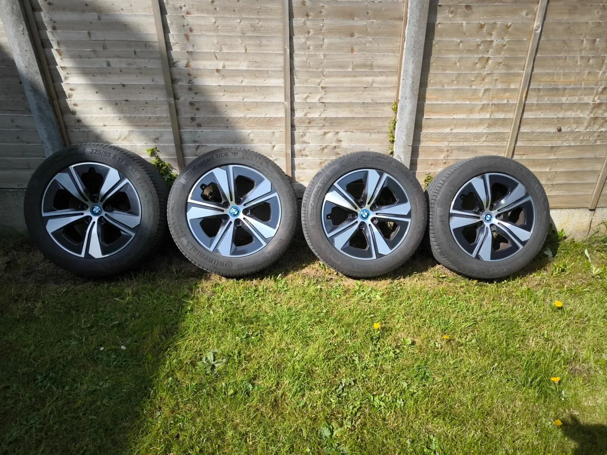 BMW i4  Genuine Wheels Alloys 225/55/17 - Image 1