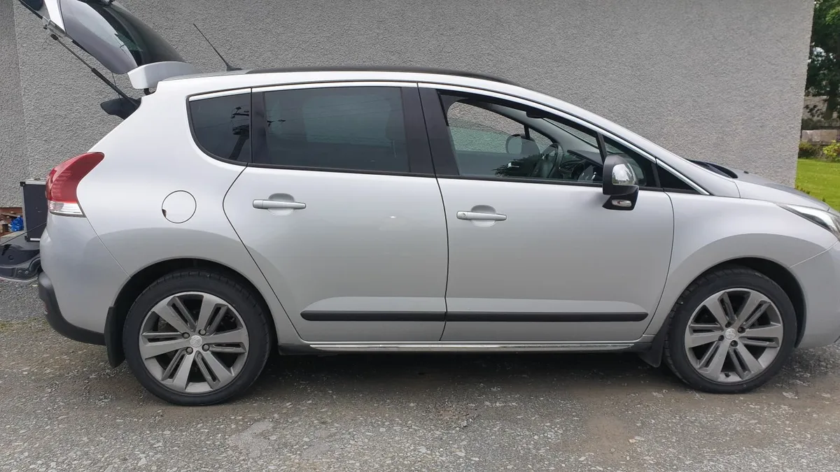 Peugeot 3008 Allure 2015 - Image 1