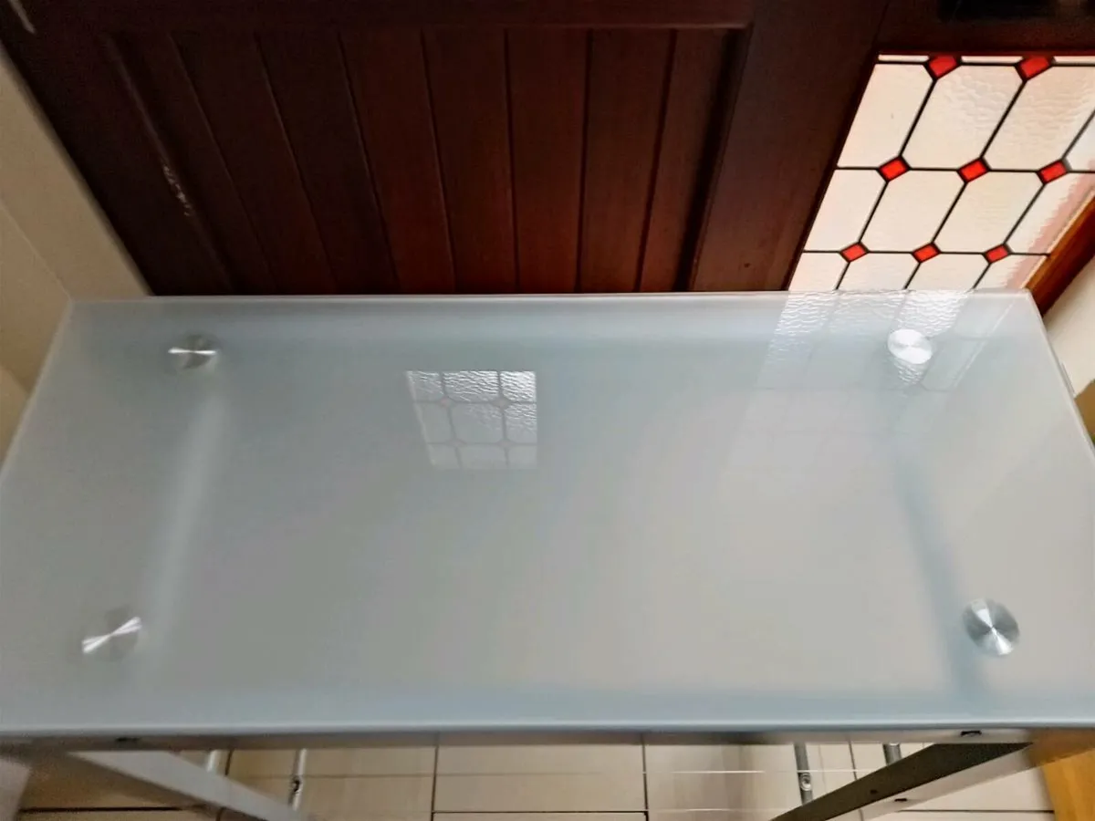 Glass shelving unit - Image 1