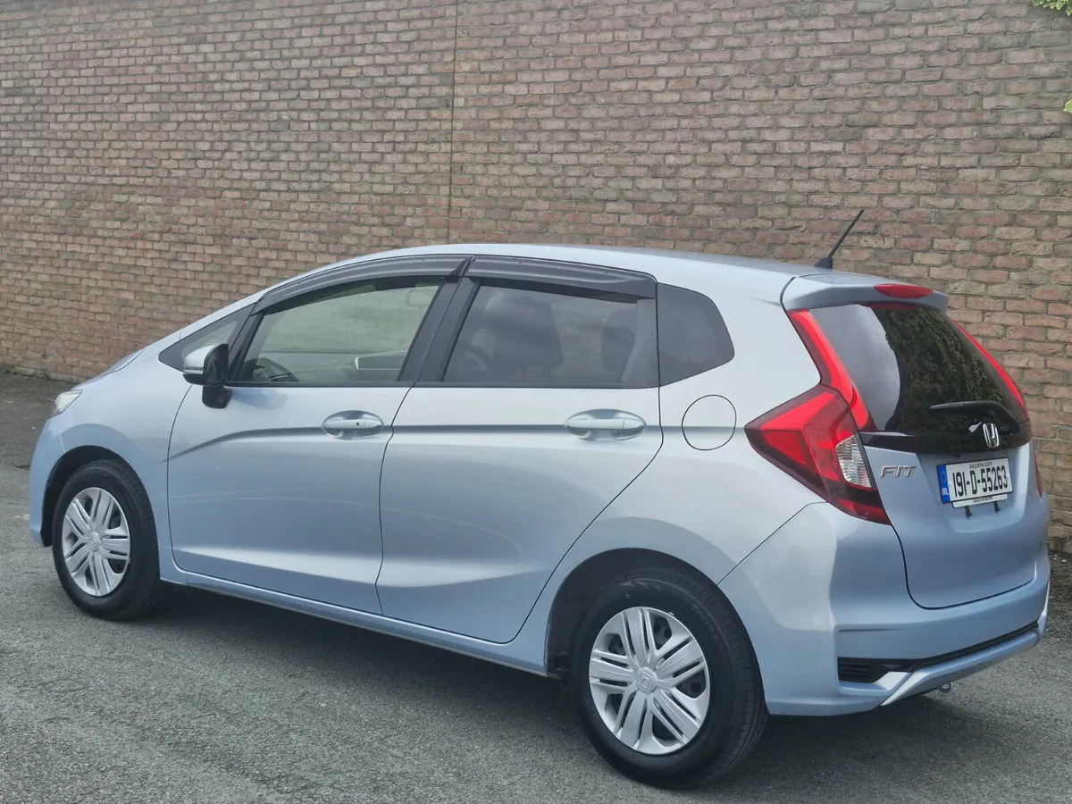 Honda Fit LOW MILAGE FINANCE AVAILABLE - Image 4