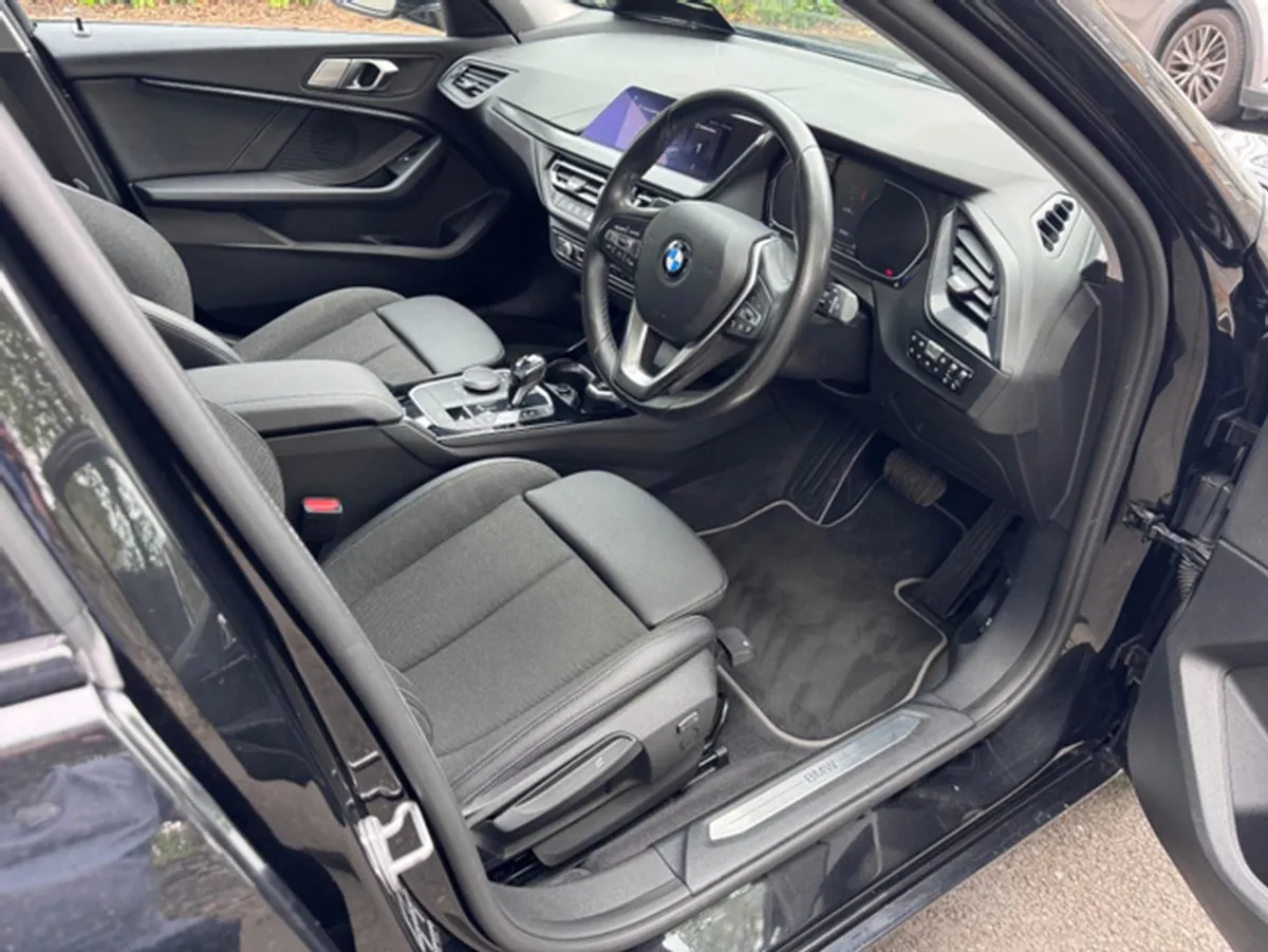 BMW 1 Series 118I I Sport 1ssa 4DR Auto - Image 4