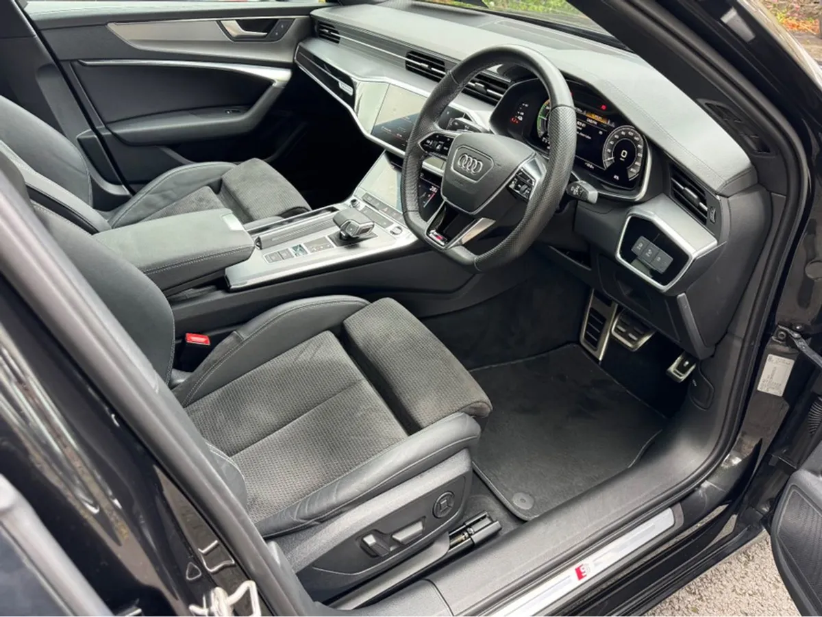 Audi A6 S Line Black Edition 50 Tfsi E Quattro//i - Image 4