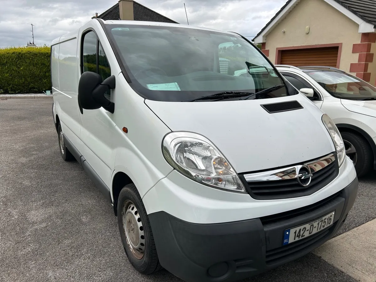 2014 Opel Vivaro 2 liter doe January 2026 - Image 1