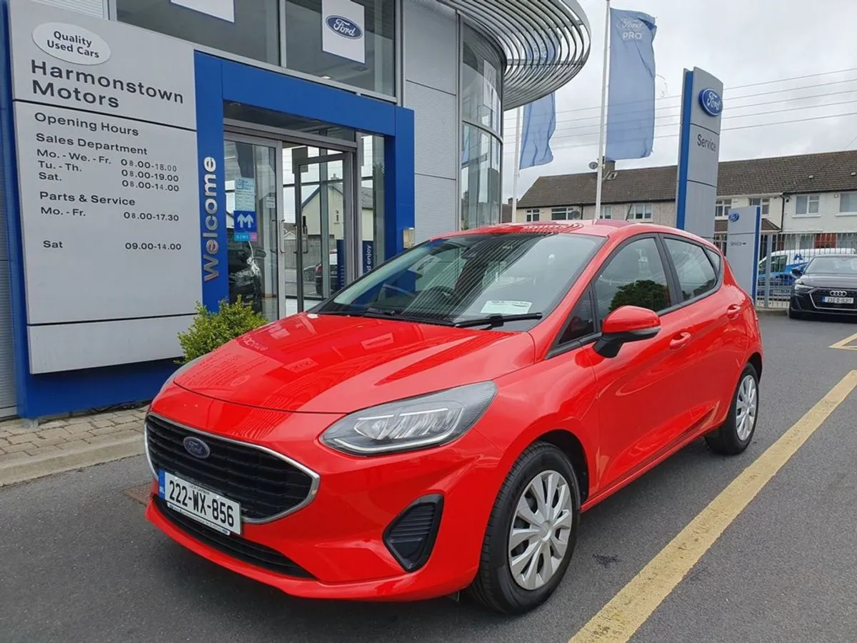 Ford Fiesta Trend Connected 1.1 5 Door - Image 4