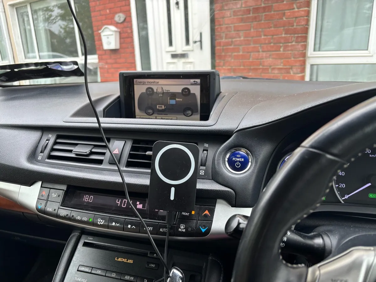 Lexus CT 200h Executive - Image 2
