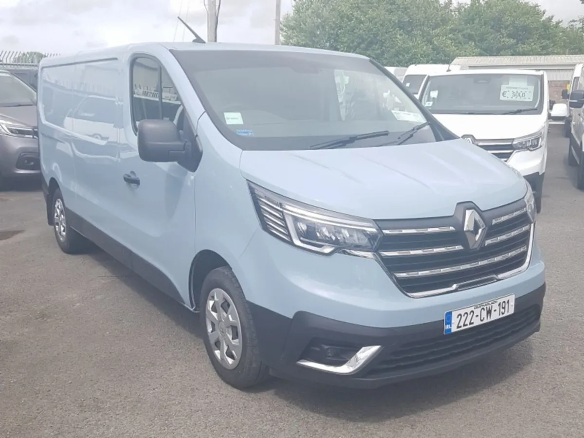 Renault Trafic 222CW191 - Image 1