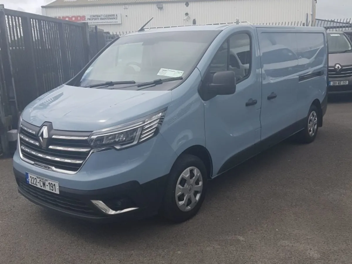 Renault Trafic 222CW191 - Image 3