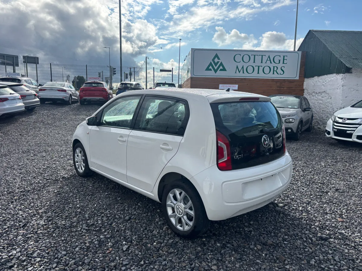 Volkswagen Up! - Image 3