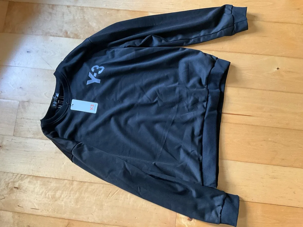 Y-3 Tracksuit ( Replica ) brand-new - Image 2