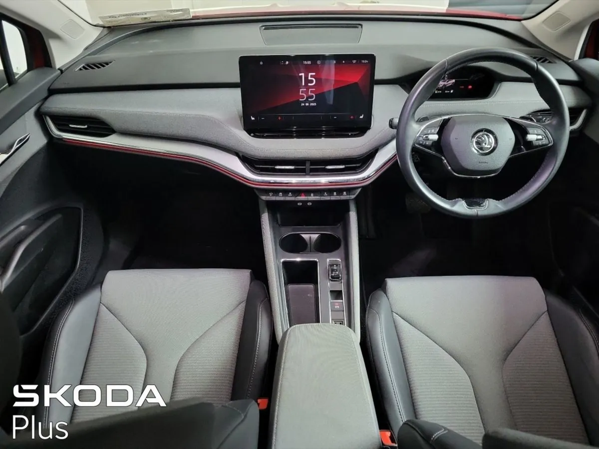 Skoda Enyaq iV 80 Clever Pack - Image 3