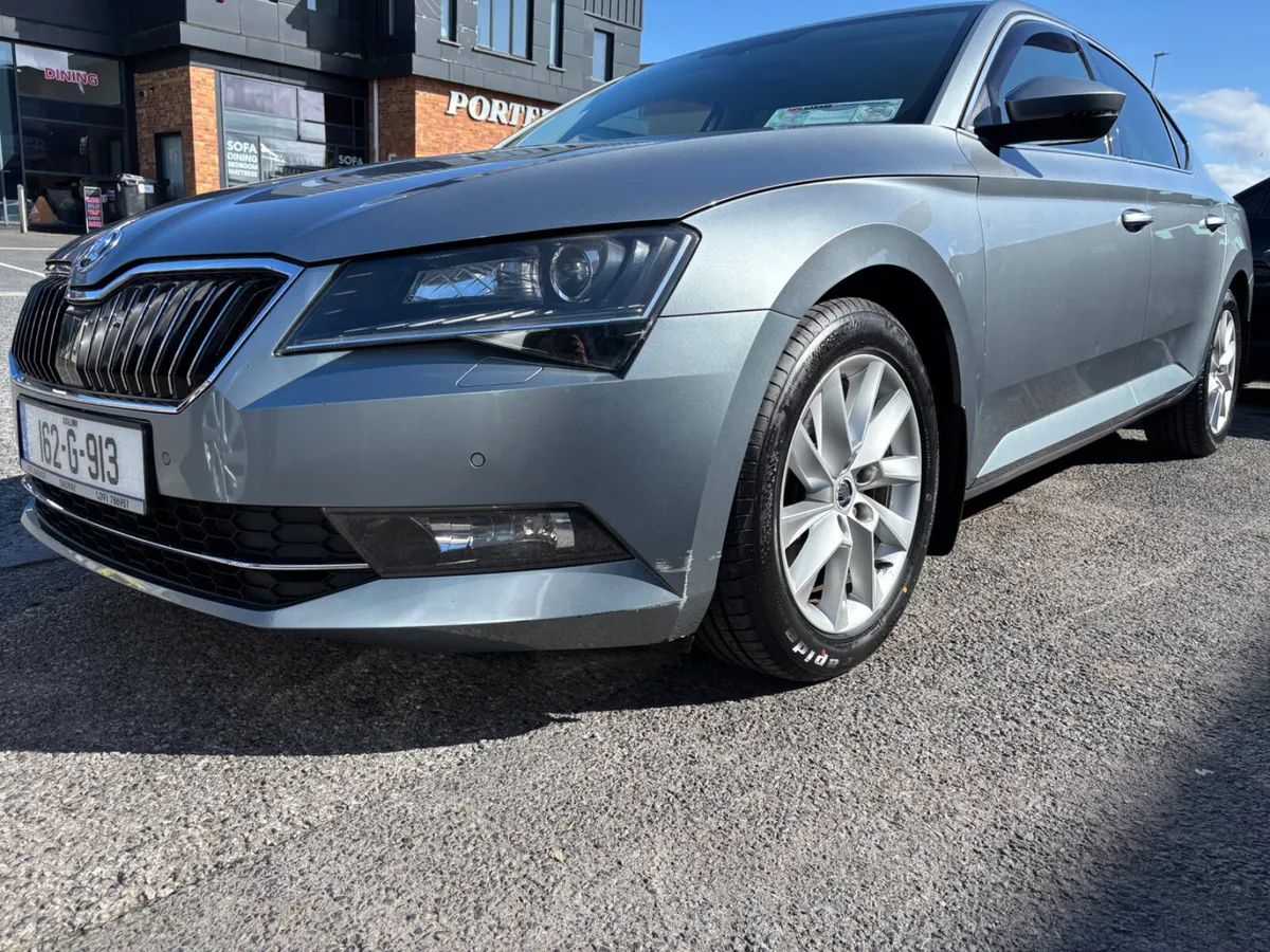 Skoda Superb Style 2.0tdi 150BHP 4DR - Image 2