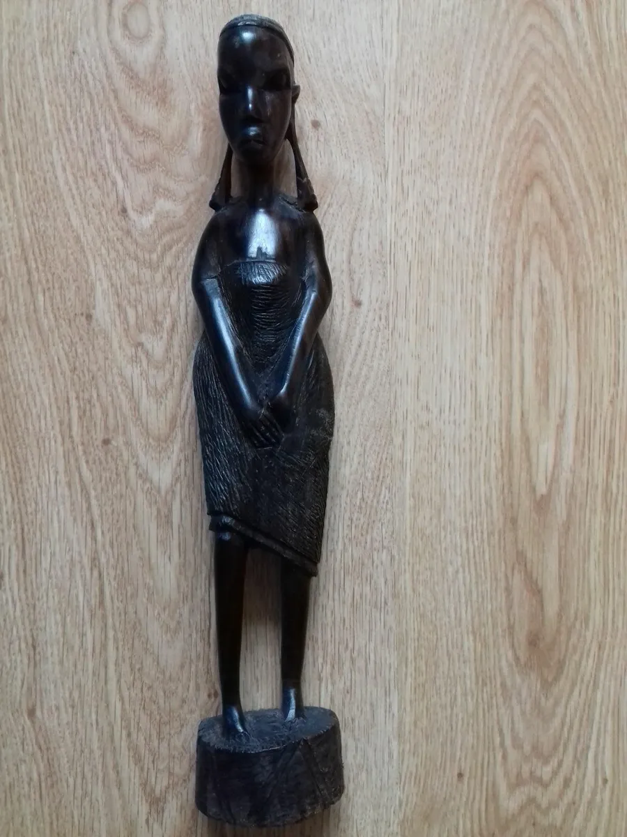 african figures - Image 3