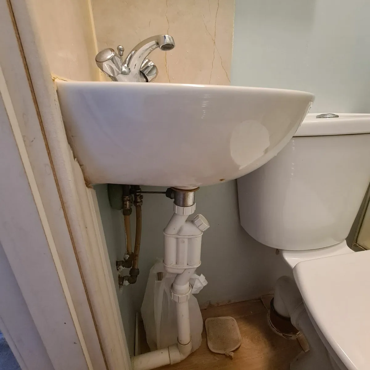 Bathroom Sink - Image 1