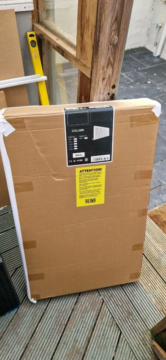 1010mm X 600 mm column radiator brand new. - Image 2