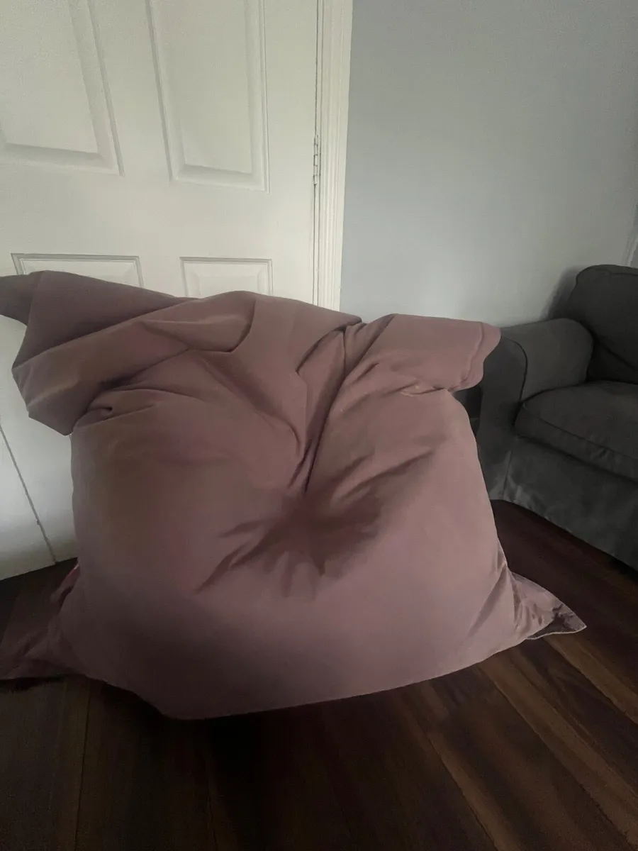 grey beanbag - Image 2