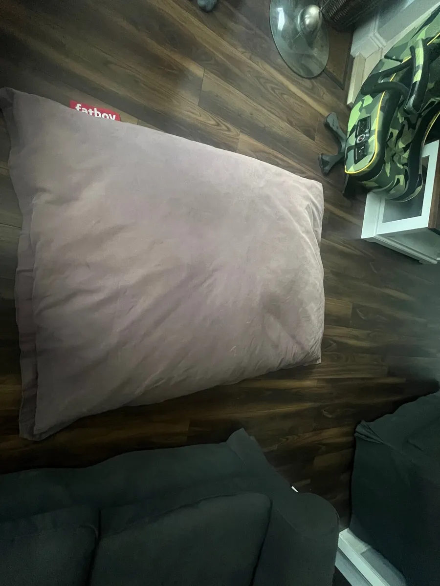 grey beanbag - Image 3