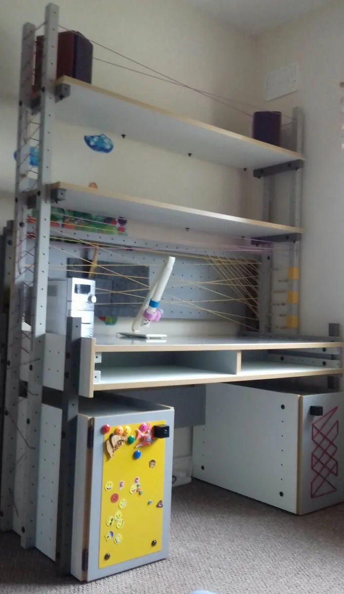 desk - Image 1
