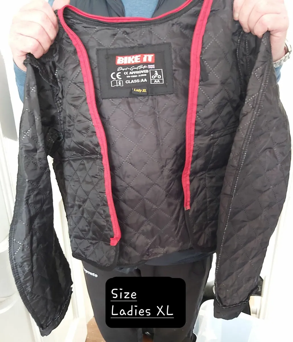 Bike stuff - Image 1