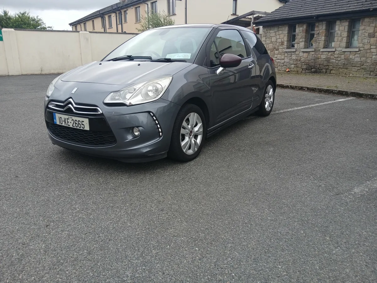 Citroen DS 3 2010 - Image 2