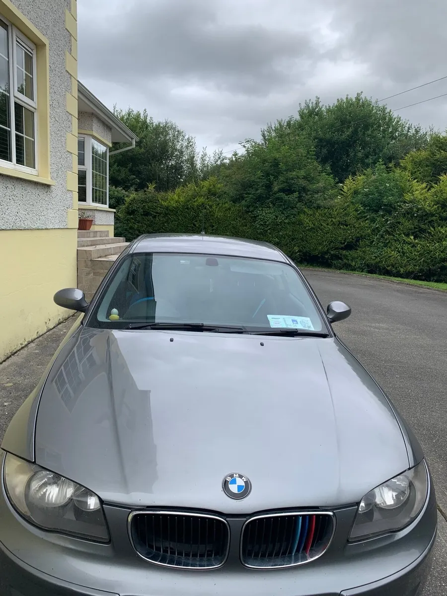 BMW 1-Series 2009 - Image 2
