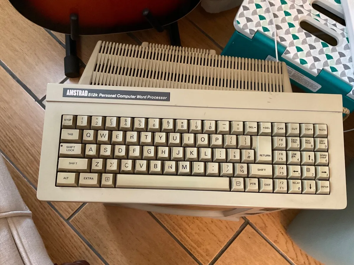 VintaAmstrad 512k personal computer word processor - Image 3