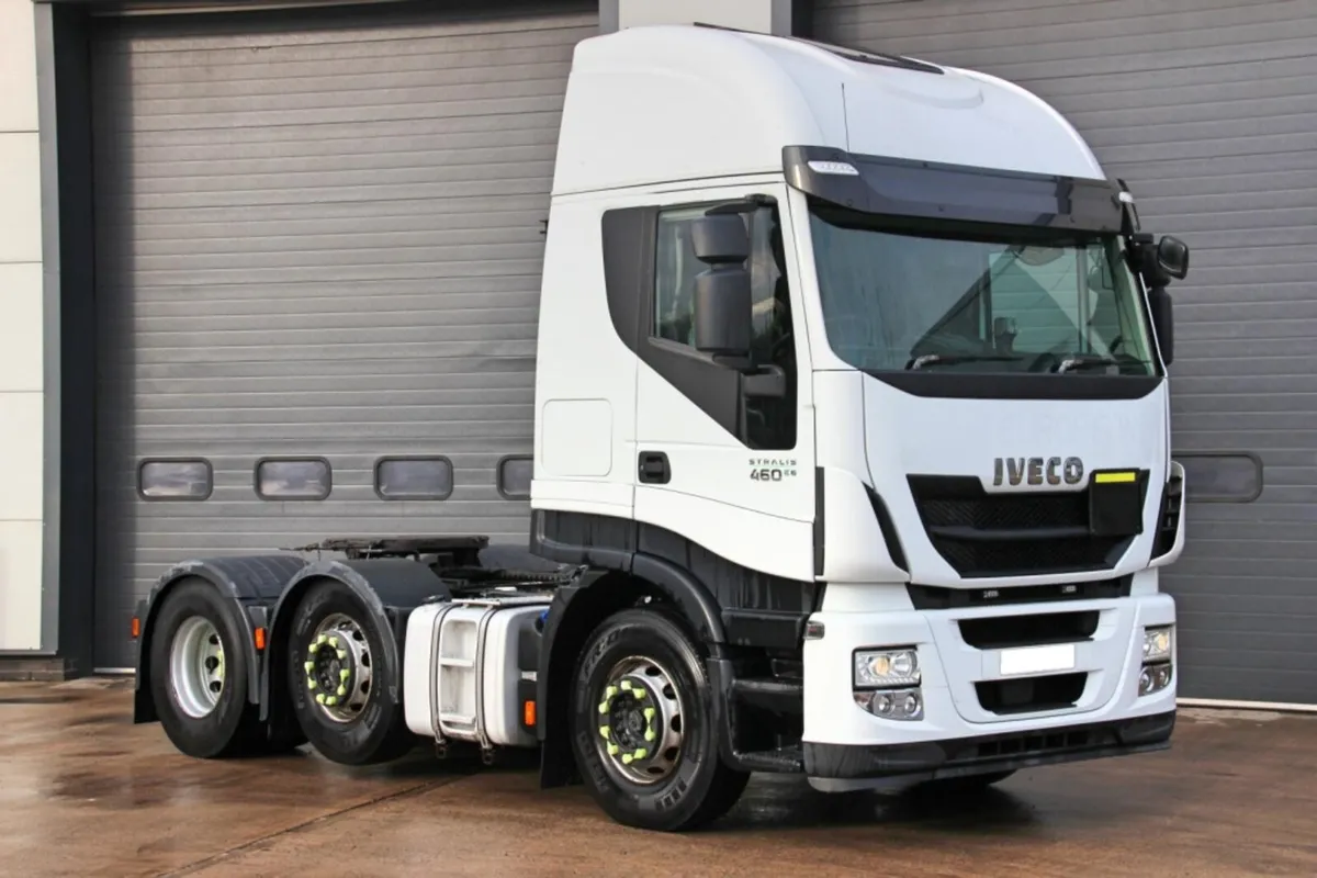 2016 IVECO STRALIS 460 6X2 TRACTOR UNIT - Image 1