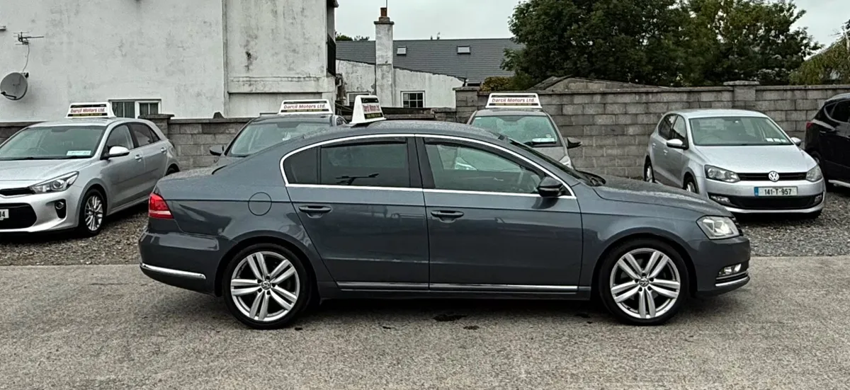 14 Volkswagen Passat 2.0TDI - Image 4