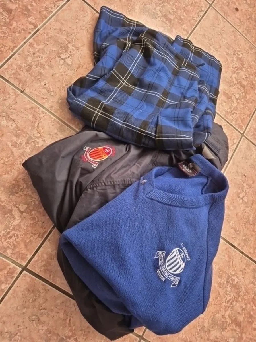 mercy navan uniform - Image 1