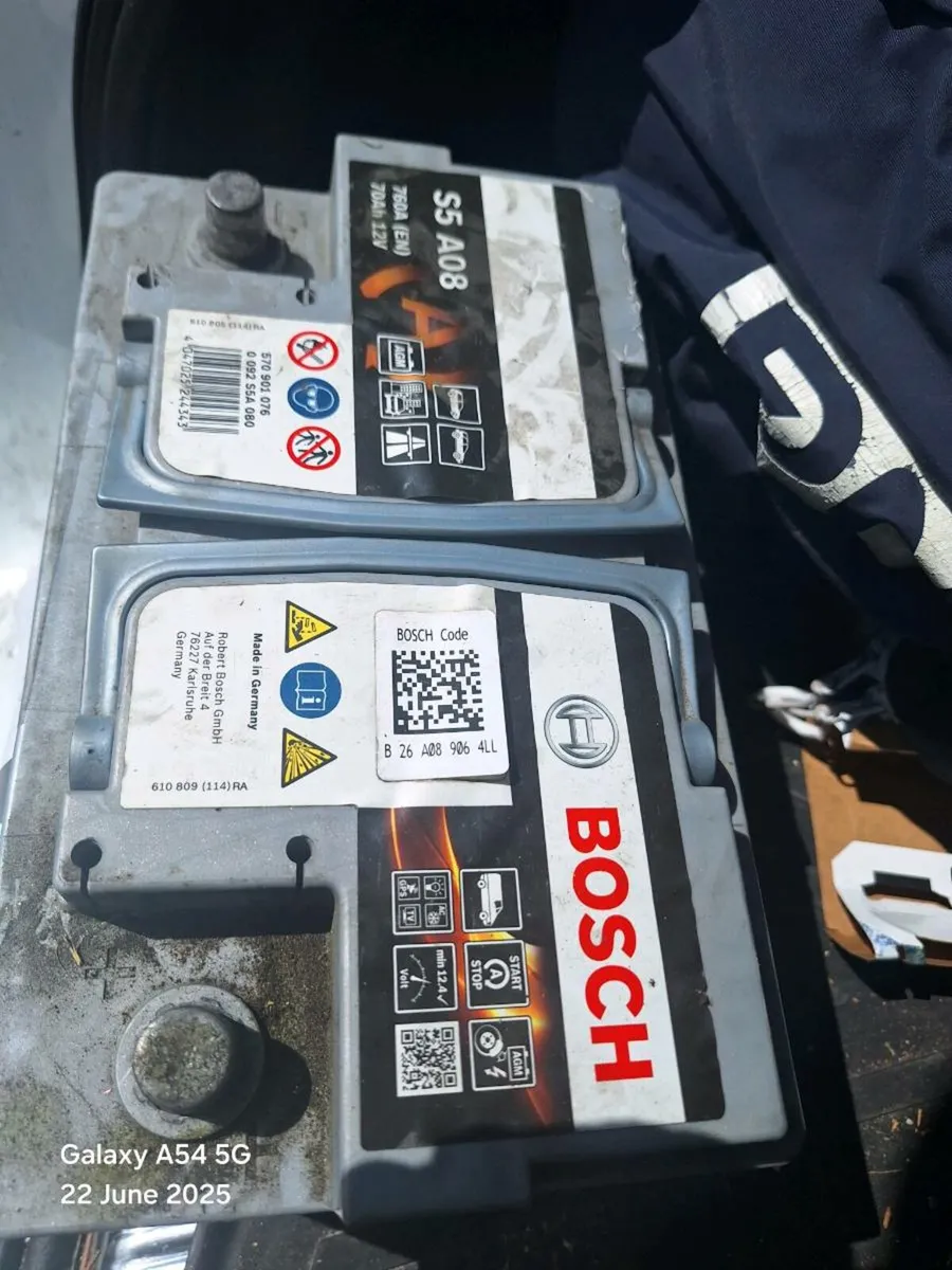 Car battery - Image 2