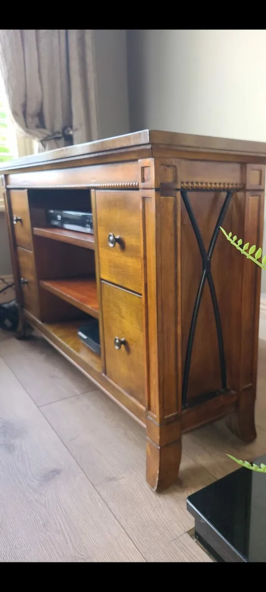 Tv stand - Image 2