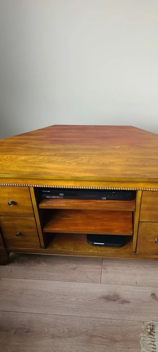 Tv stand - Image 3
