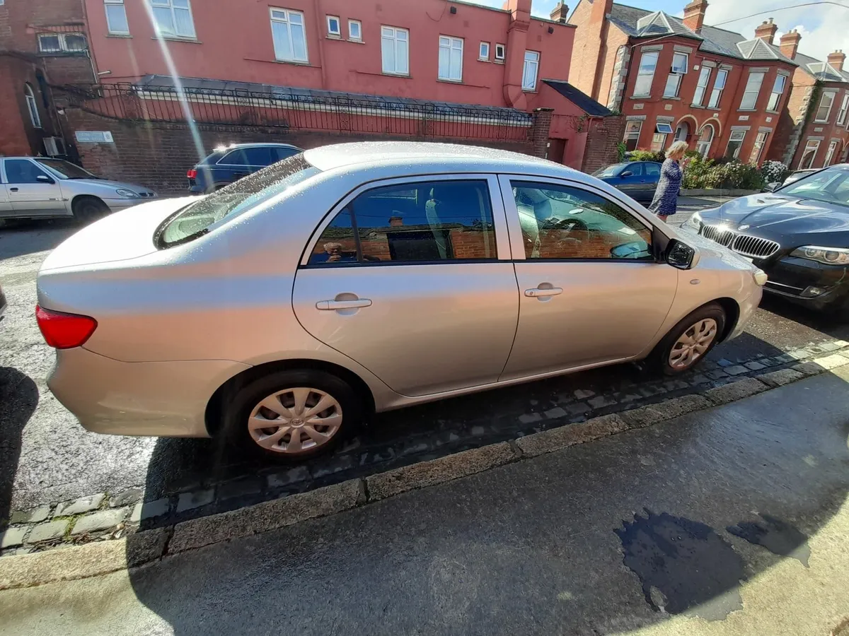 Toyota Corolla 2007 - Image 2