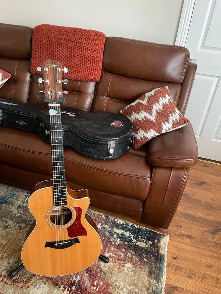 acoustic - Image 2
