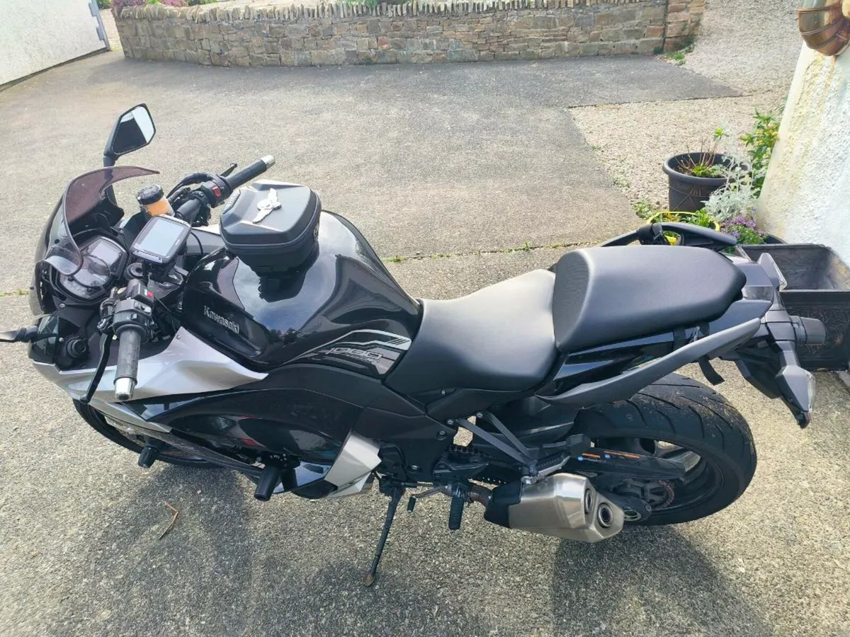 Kawasaki Z1000SX 2017 - Image 3
