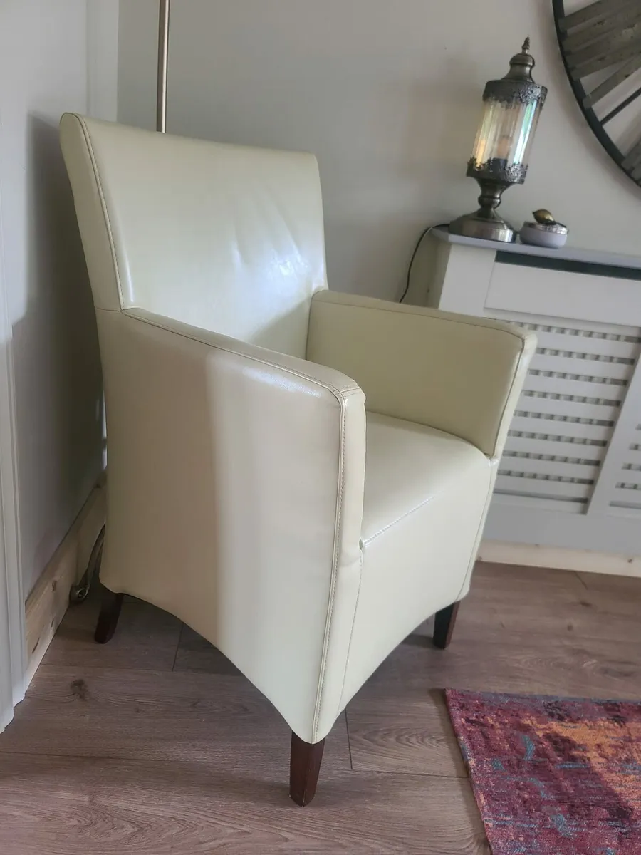 Occasional chair - Image 2