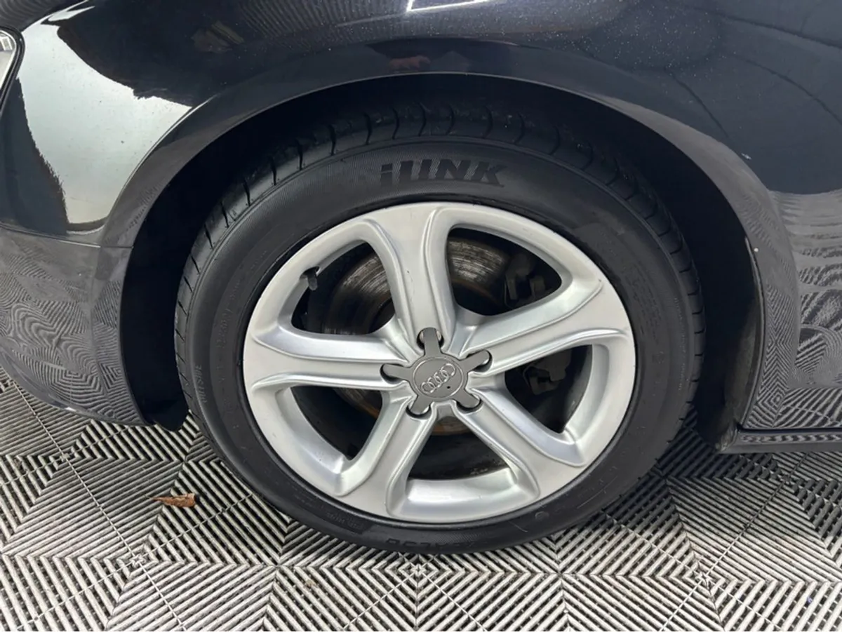 Audi A4 2.0 TDI SE Technik Ultra 16 163PS 4DR - Image 2