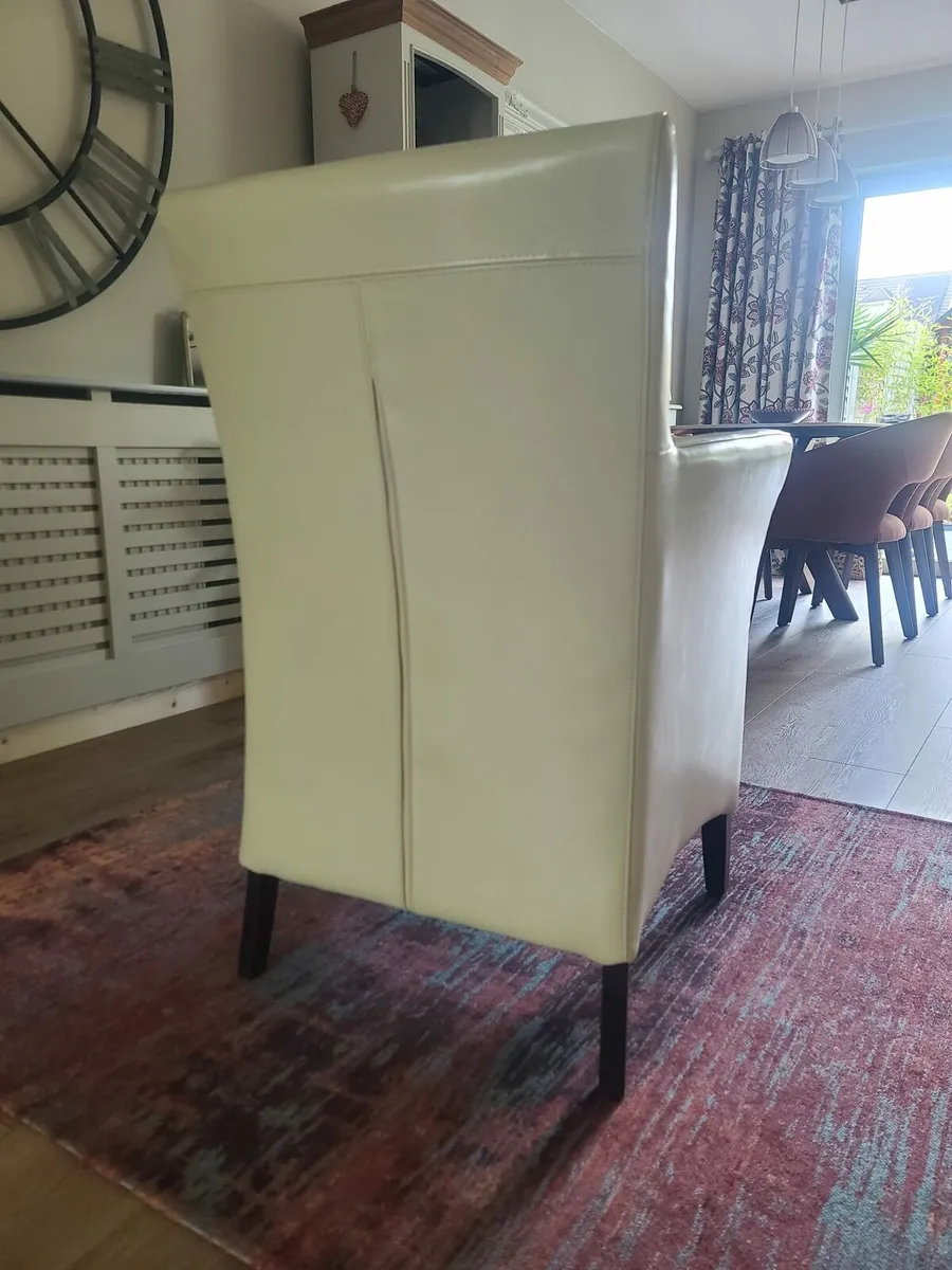 Occasional chair - Image 3