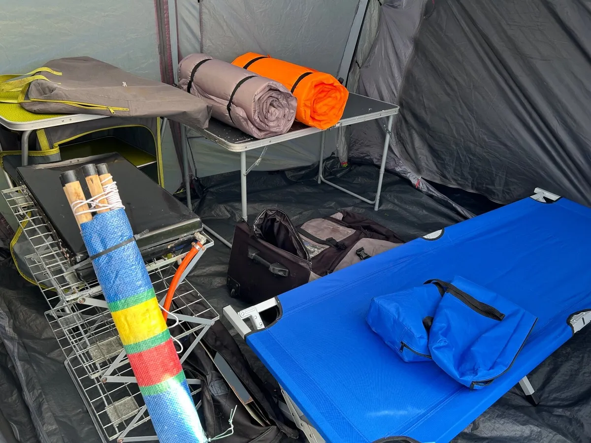 Tent - Image 1