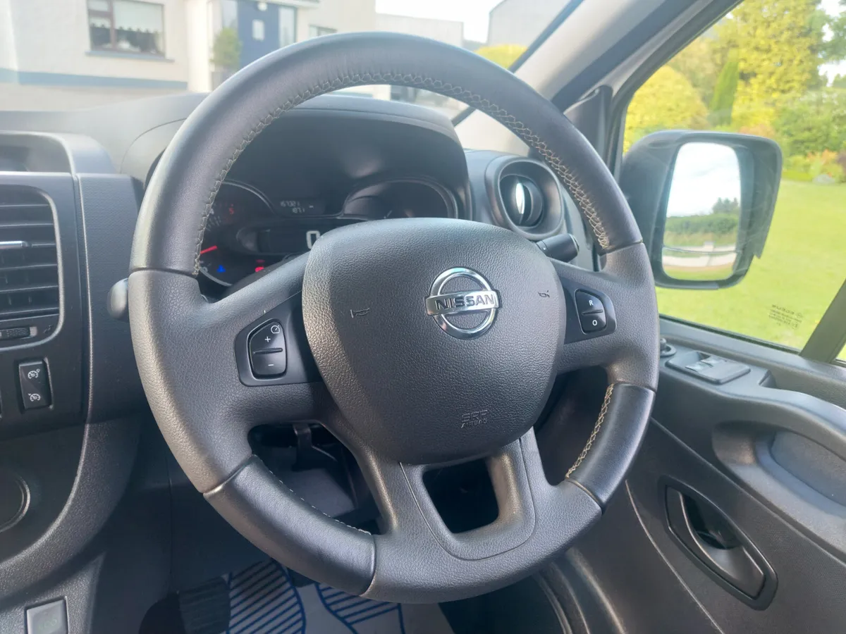 NISSAN NV300 2021 / LWB - Image 4