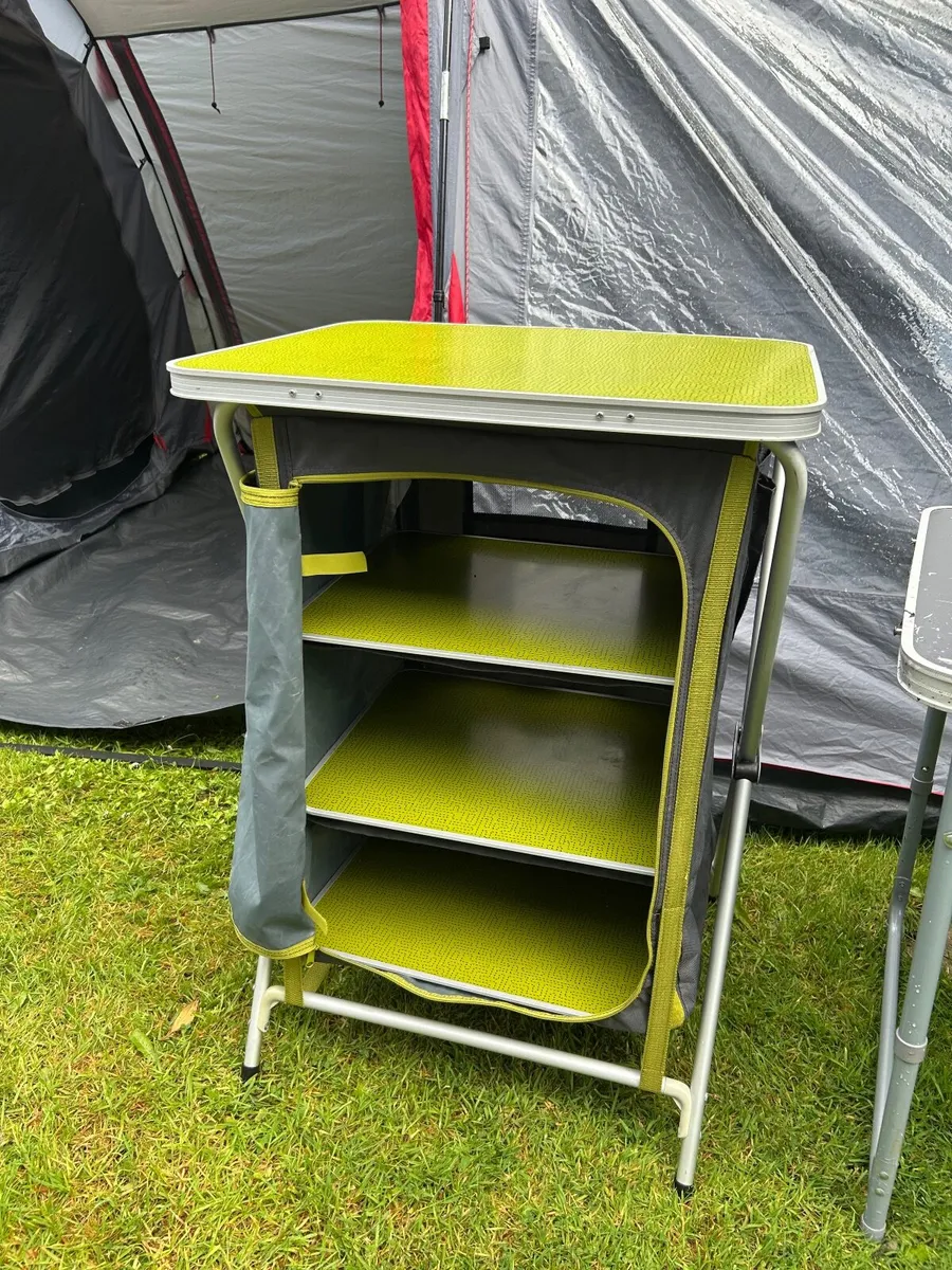 Tent - Image 2