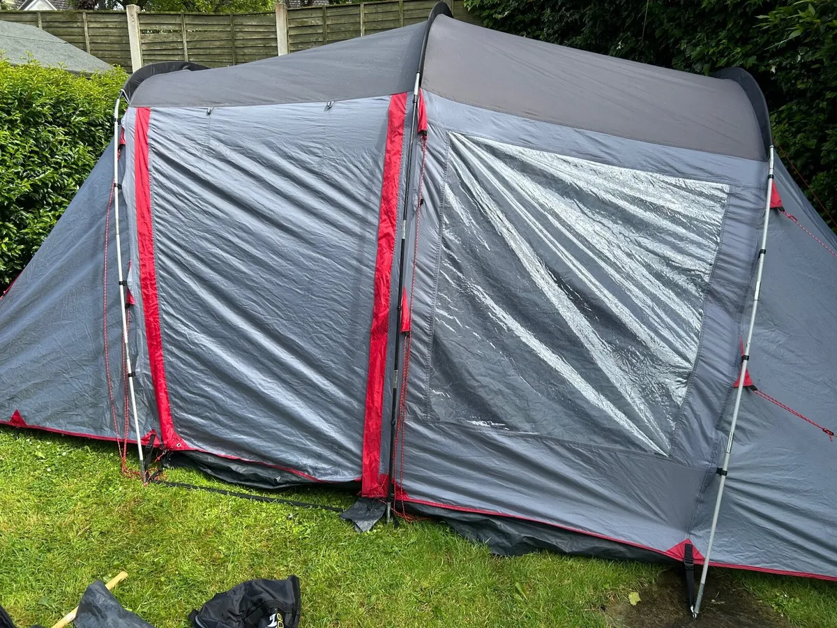 Tent - Image 4