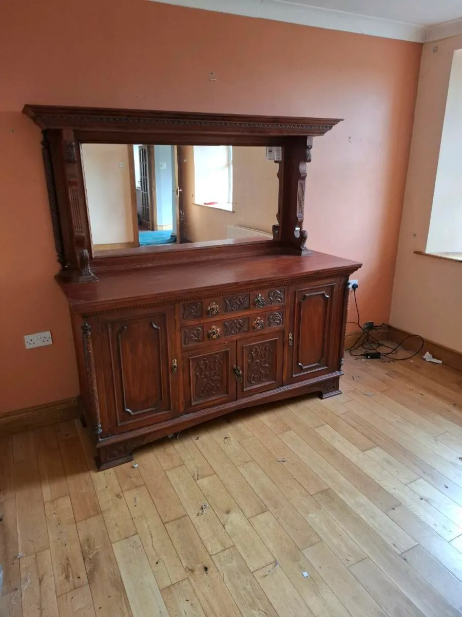 Mahogany sideboard - Image 1