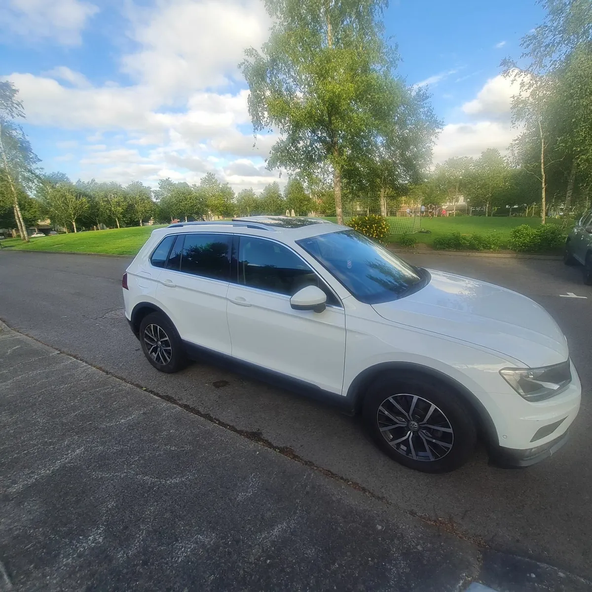 Volkswagen Tiguan 2018 - Image 1