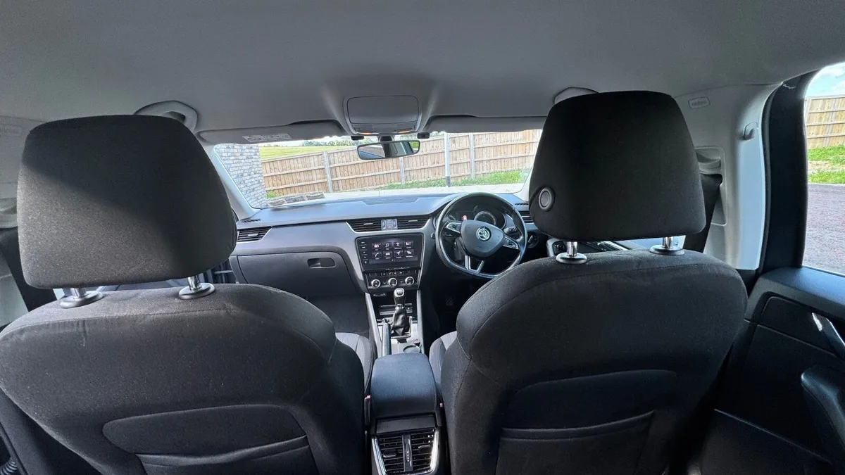 Skoda Octavia 2017 - Image 3