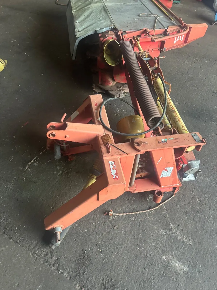 Mower parts - Image 2