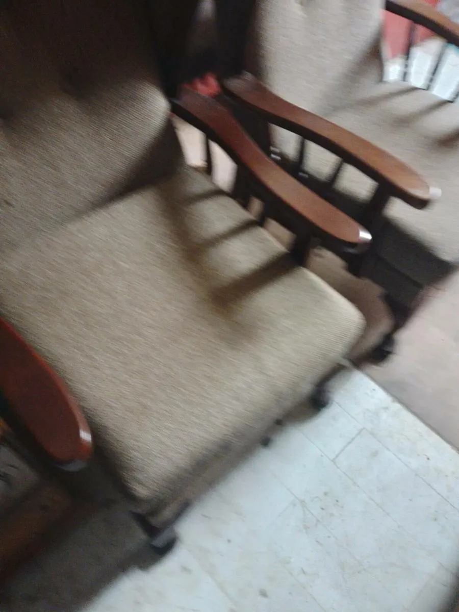 2 arm chairs matching - Image 1