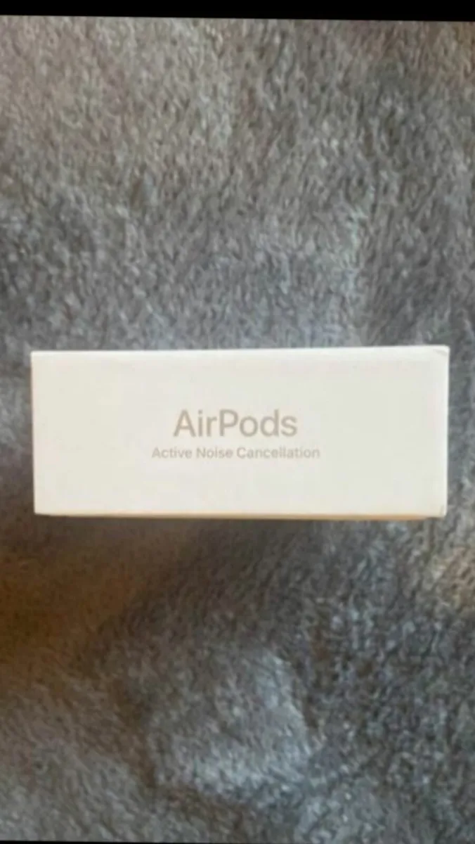 4th Generation Airpods - Image 1