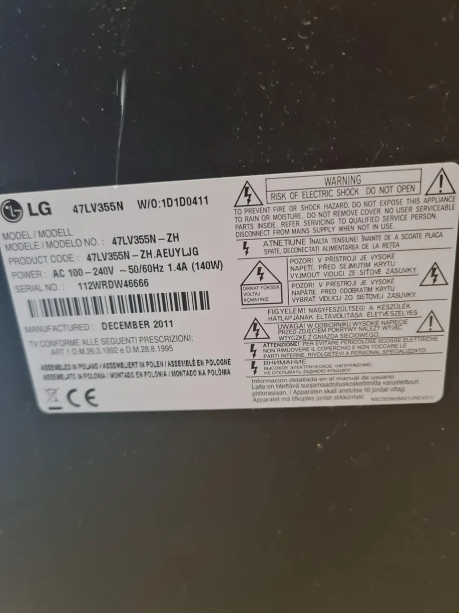 LG TV - Image 2